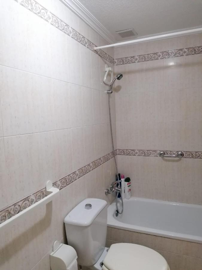 Gemuetliche Ferienwohnung In Torrevieja Ca100M Vom Strand Playa Del Cura Entfernt Εξωτερικό φωτογραφία
