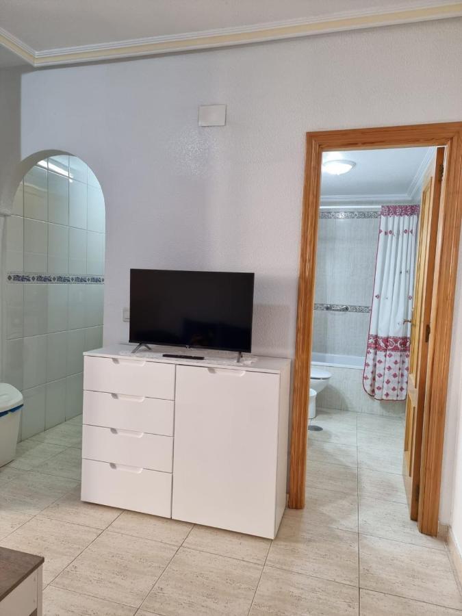 Gemuetliche Ferienwohnung In Torrevieja Ca100M Vom Strand Playa Del Cura Entfernt Εξωτερικό φωτογραφία