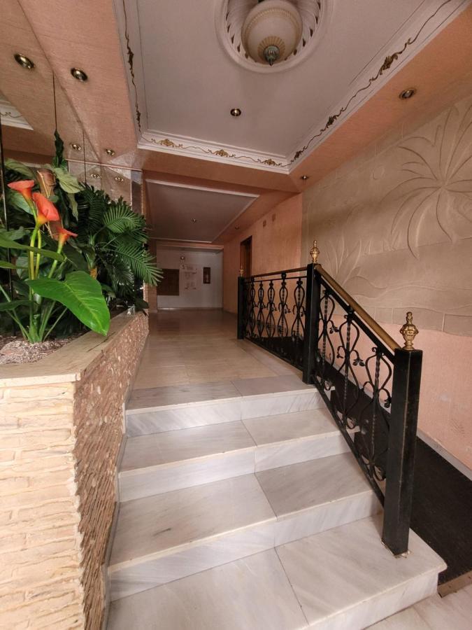 Gemuetliche Ferienwohnung In Torrevieja Ca100M Vom Strand Playa Del Cura Entfernt Εξωτερικό φωτογραφία
