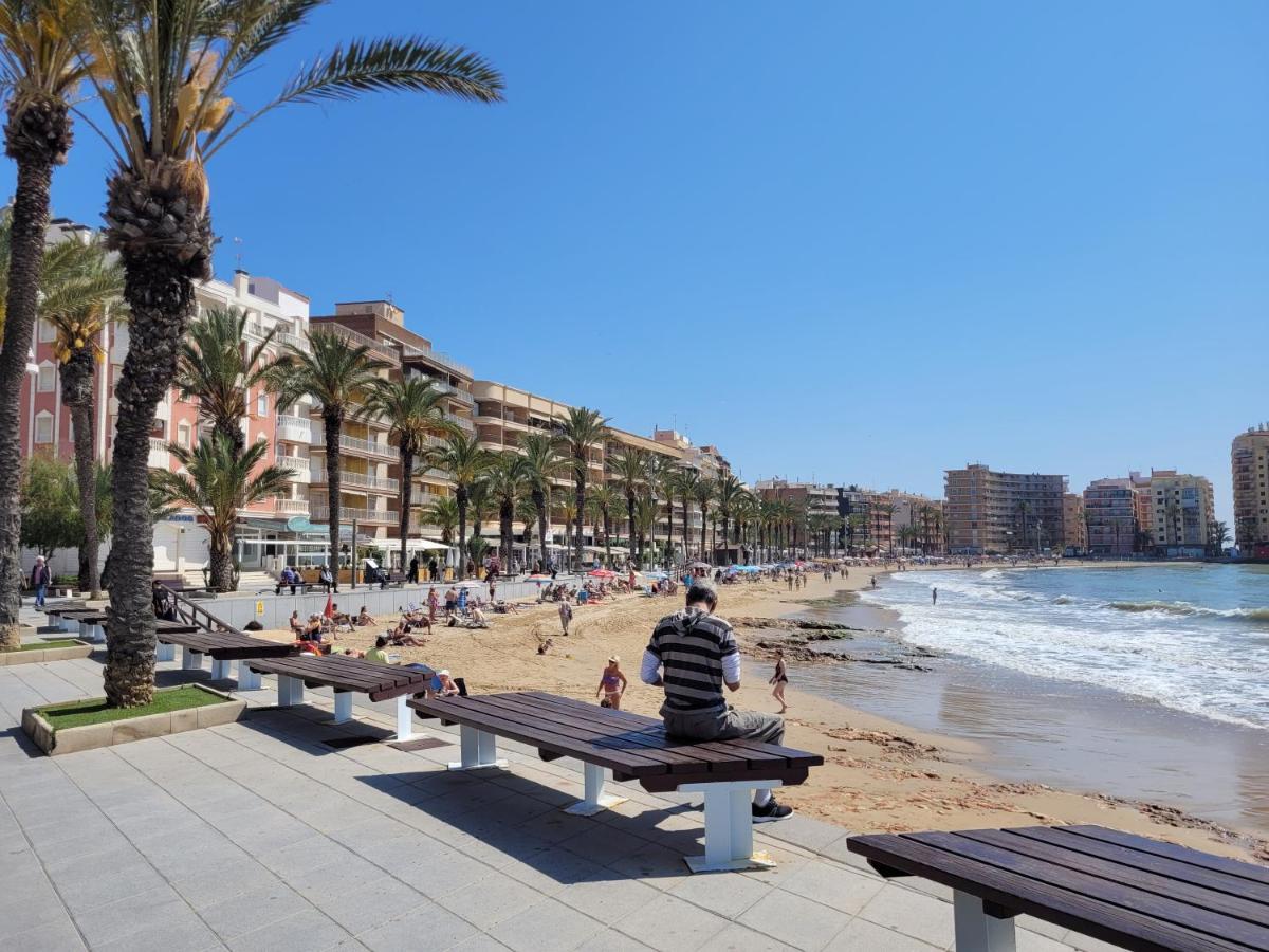 Gemuetliche Ferienwohnung In Torrevieja Ca100M Vom Strand Playa Del Cura Entfernt Εξωτερικό φωτογραφία
